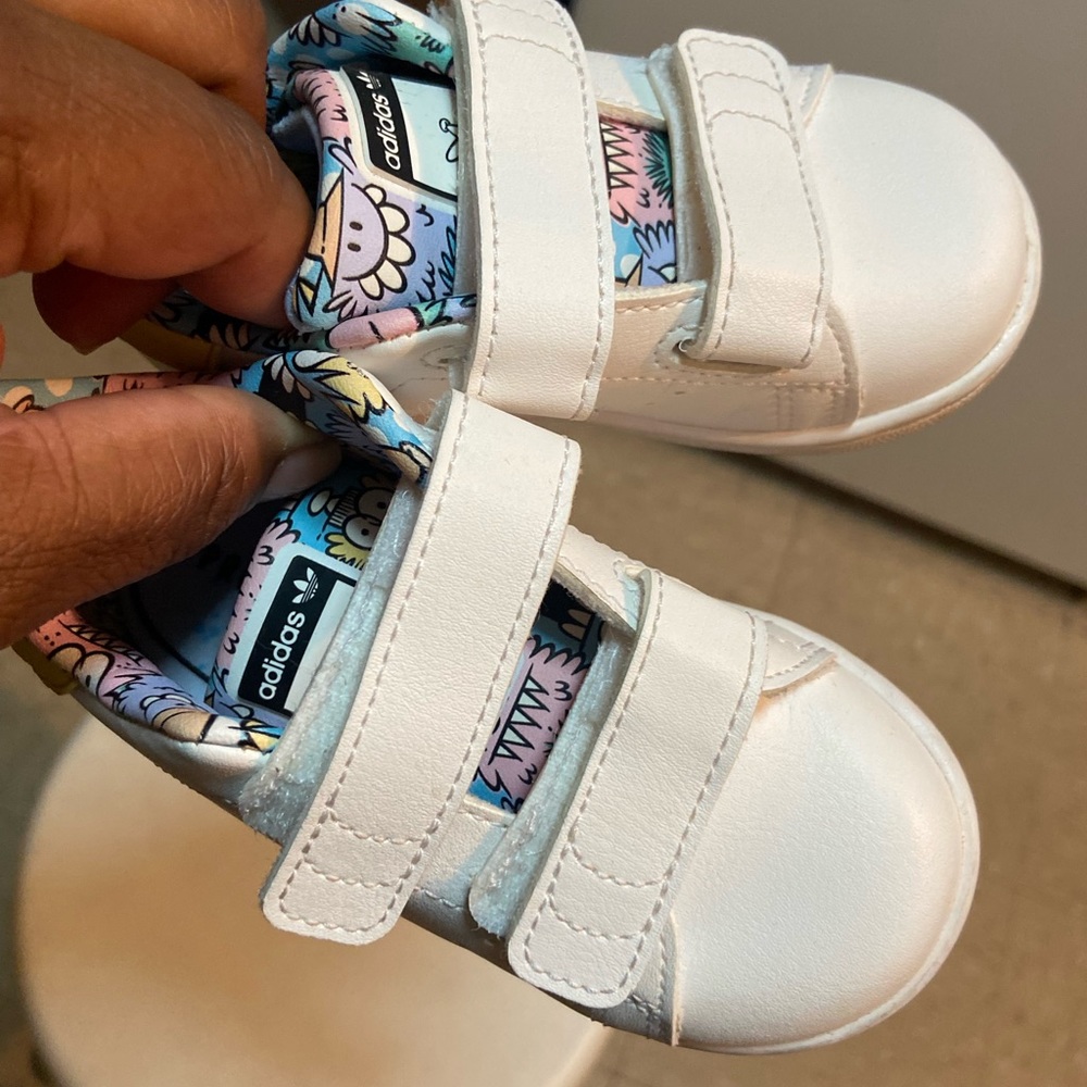 Toddler adidas, gently worn still in good condition